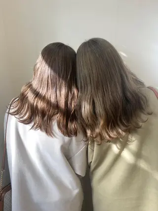 セミロング カラー 美髪改善・ブリーチ tadasuke⭐️のヘアスタイル