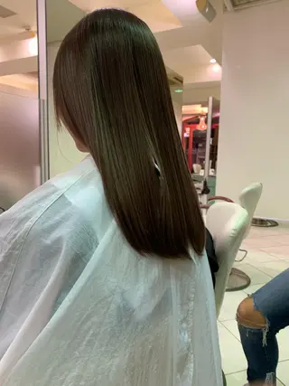 セミロング 美髪ヘア 藤田友輝のヘアスタイル