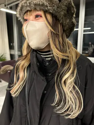 ロング カラー にった みずきのヘアスタイル