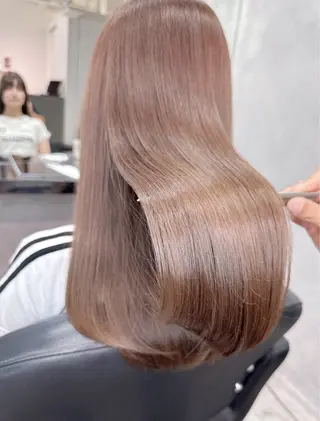 セミロング LUANA/千種 竹内康のヘアスタイル