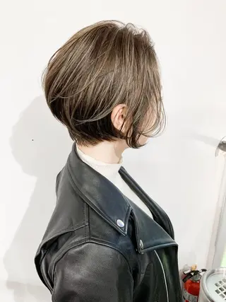 ショート カラー ショート/レイヤー なら石井知希のヘアスタイル