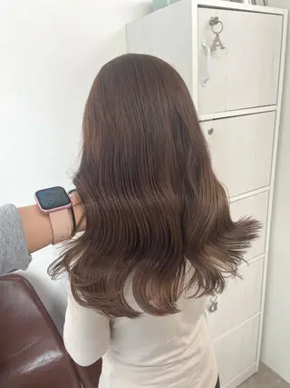 セミロング luna所属・luna ayane ／透明感カラーのヘアスタイル