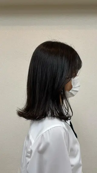 ミディアム 松本平太郎美容室大宮店所属・もりたみかこ 美容師お休み中のヘアスタイル