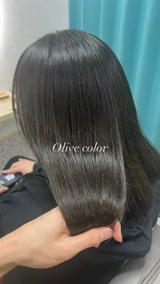 カラー TELAHAIR所属・鵜殿 力也のヘアスタイル