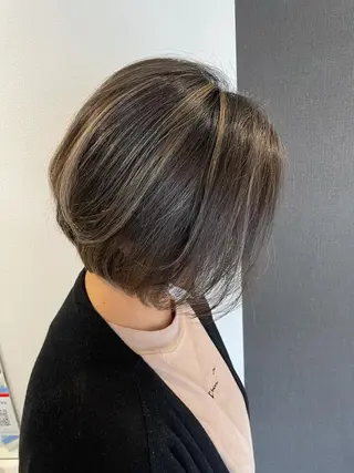 ショート 🔹TOMO🔹 圧倒的経験値🔹のヘアスタイル