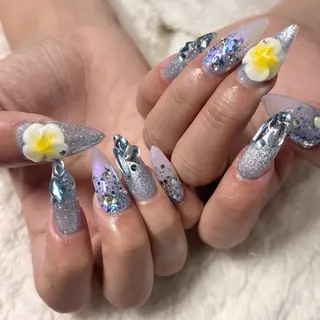 ネイル RE💟N.NAIL ラテン系お姉さんのネイルデザイン