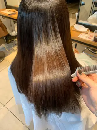 ロング soëll所属・🤍そぶえ　ゆうな/ 暖色カラー/縮毛矯正のヘアスタイル