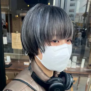 ショート カラー RIN／韓国ヘア レイヤーカットのヘアスタイル