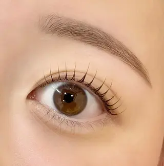 マツエク・マツパ MOUTON NAIL梅田店のネイルデザイン