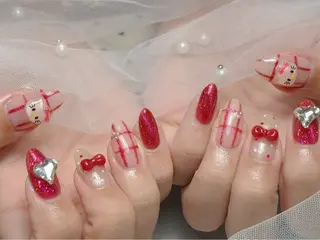 ネイル マジックミラー所属・マジック ミラーのネイルデザイン