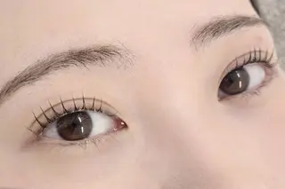 マツエク・マツパ グランアイ𑁍 船橋北口店菊間の眉毛・アイブロウイメージ