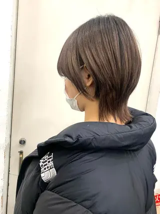 ミディアム レイヤー ハイトーン 暖色⭐︎KANAKOのヘアスタイル