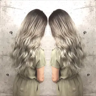 ロング カラー 奥山義進/大宮 /ダブルカラーのヘアスタイル