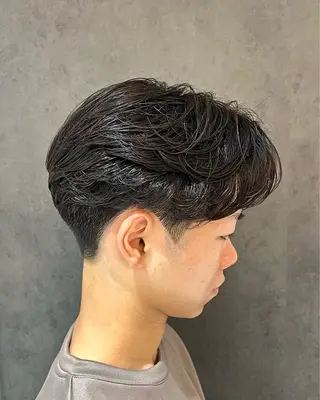 パーマ メンズ スパイキーショート/ センターパート/奈菜のヘアスタイル