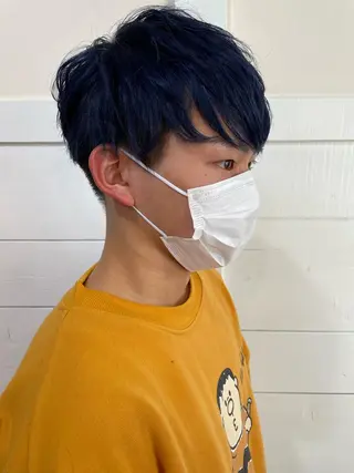 カラー メンズ 足立 悠輔のヘアスタイル