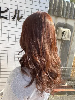 ロング KAITOH ATSUSHIのヘアスタイル