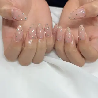 ネイル パラジェルサロン 大人女性が通うサロンのネイルデザイン