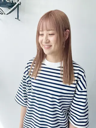 セミロング ストレート/ブリーチ 金井 　歩美のヘアスタイル