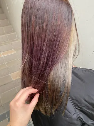 ロング カラー エクステ／インナー カラー 礒野朱里のヘアスタイル