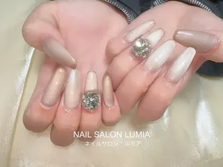 ネイル ネイルサロン ルミア Lumia 店長のネイルデザイン