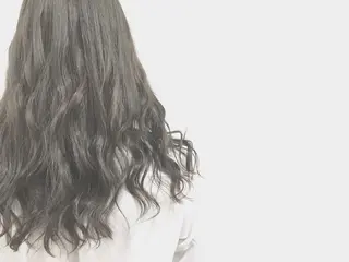 ロング カラー てんま さやかのヘアスタイル