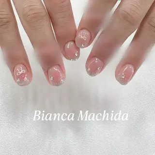 ネイル Bianca 🌟 yanagihasiのネイルデザイン