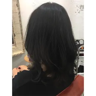 セミロング カラー fio マナミのヘアスタイル