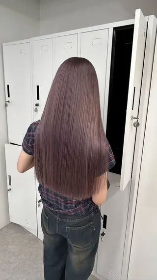 ロング カラー PELE所属・盛れる💖ミルクティ ー💍🎀yuiのヘアスタイル