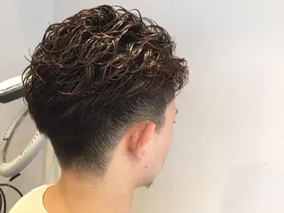 パーマ メンズ 伊藤 優希のヘアスタイル