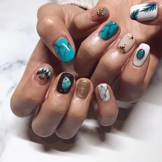 ネイル 🌞💜 KAORI 🌴のネイルデザイン