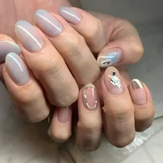 ネイル repos~ルポ~所属・里見 麗のネイルデザイン