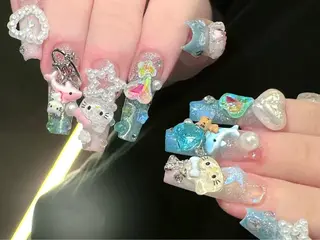 ネイル Dark honey池袋店所属・佐藤 アリアのネイルデザイン