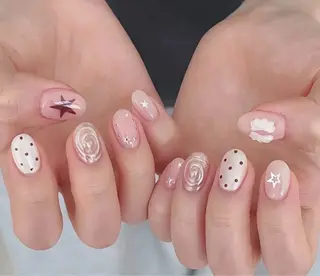 ネイル T. Leeのネイルデザイン