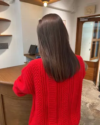 カラー aiko【艶カラー ・ミニモ年内で終了】のヘアスタイル