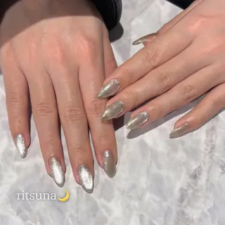 ネイル ritsuna🌙 nail堺筋本町のネイルデザイン