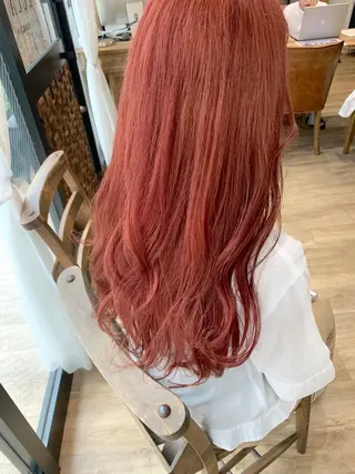 ロング カラー いけだ　ひかり ハイライトくびれヘアのヘアスタイル