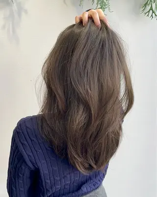 ミディアム カラー VIEW maacoのヘアスタイル