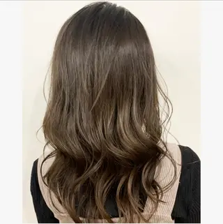 ロング FLAGS YAMATOのヘアスタイル