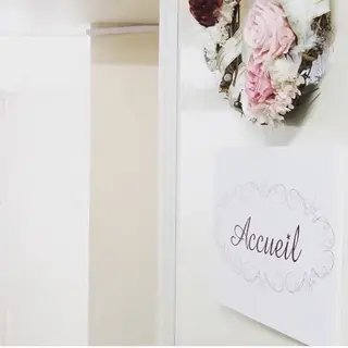 ニキビ跡改善専門🔥 医療にはできない改善のエステ・リラクイメージ