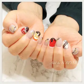 ネイル ネイルN-STYLE スタッフのネイルデザイン