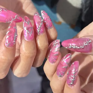 ミディアム 小川 柚香のネイルデザイン