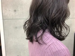 セミロング カラー Director 徳久 真紀の眉毛・アイブロウイメージ