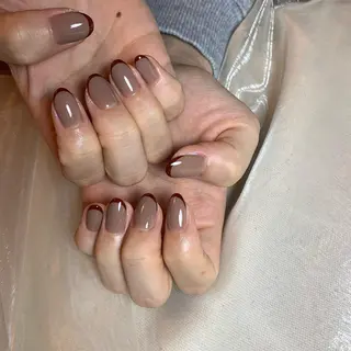 ネイル repos~ルポ~所属・里見 麗のネイルデザイン