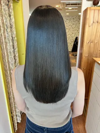 セミロング 今日の彼女の髪は魔法的所属・幕田 あゆみのヘアスタイル