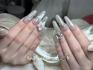 ネイル E.N🦋 長さ出し/持ち込みのネイルデザイン