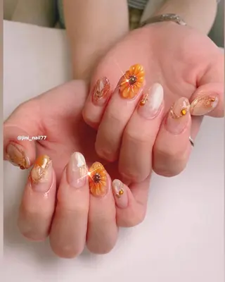 ネイル JINI NAIL所属・ジニ ネイルのネイルデザイン
