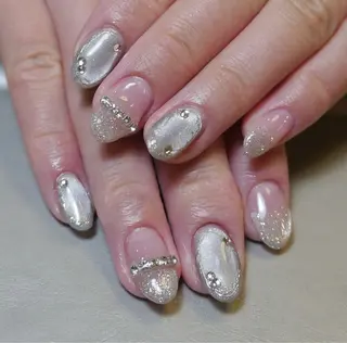 ネイル BrooChill所属・nail salon BrooChillのネイルデザイン