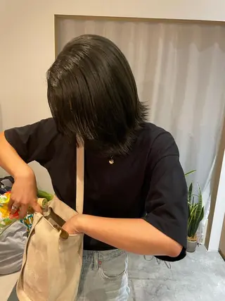 ミディアム カラー ミウラ サクラコのヘアスタイル