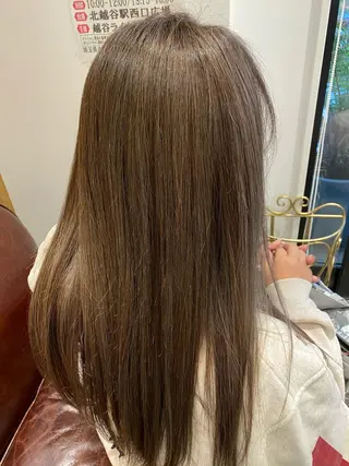 ロング 井上 舞のヘアスタイル