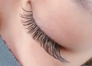 マツエク・マツパ LASHIQ南堀江 奥優美のマツエク・マツパデザイン